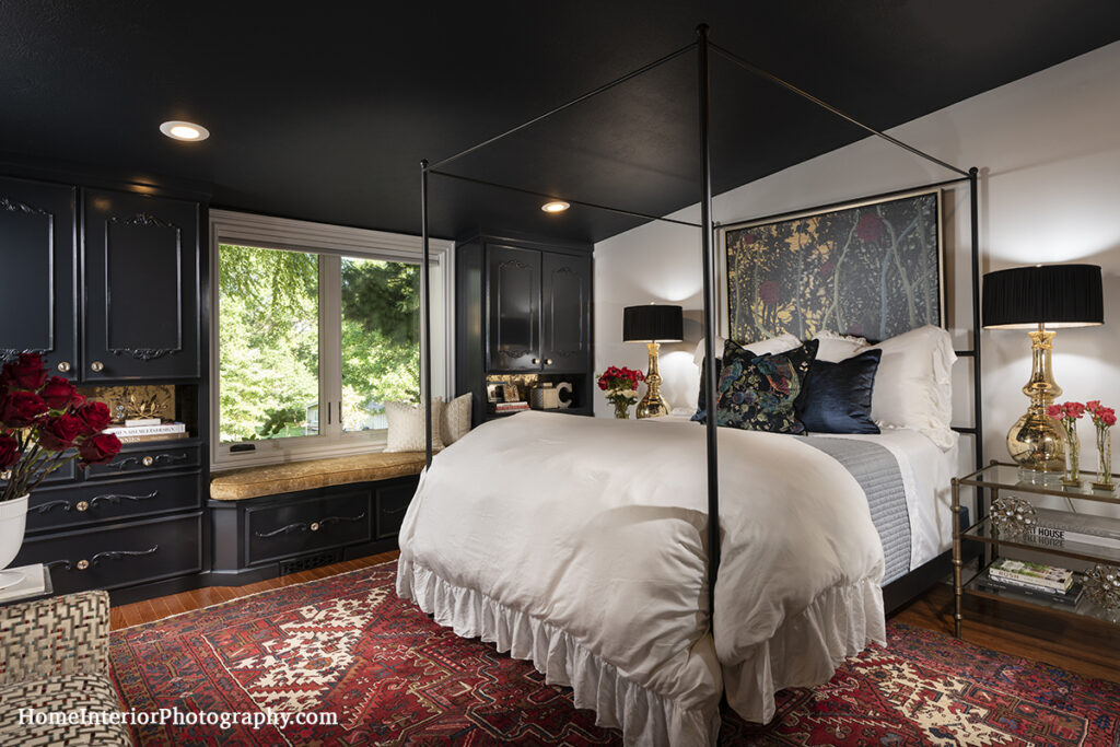 Black and Gold Cozy Bedroom - Nathan Taylor - design interior photography