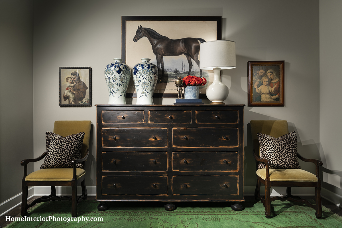 Entry Way Wood Cabinet and Horse Painting - Nathan Taylor - design interior photography